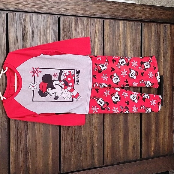 Minnie Mouse Holiday PJs Sz 6 girls - Picture 1 of 4
